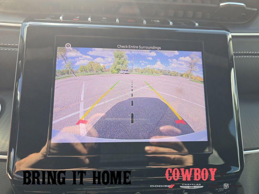 new 2025 Jeep Grand Cherokee car, priced at $42,172