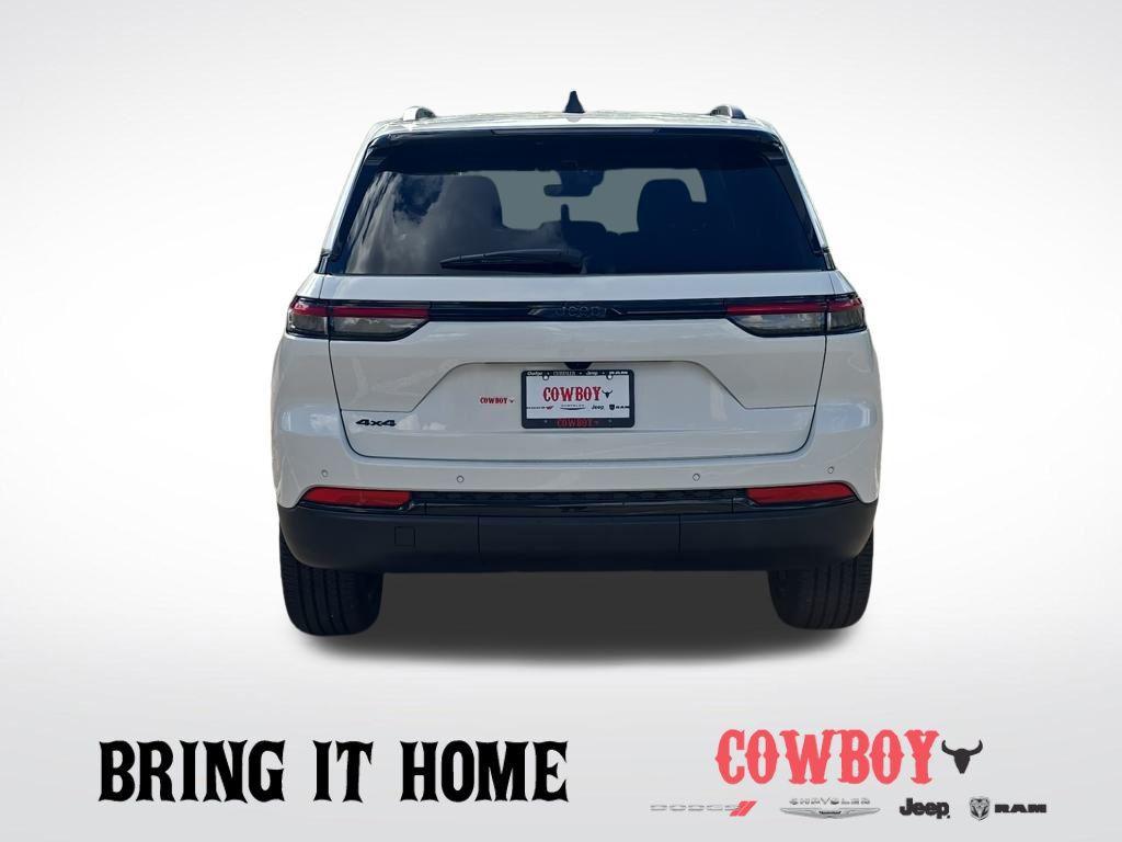 new 2025 Jeep Grand Cherokee car, priced at $42,172