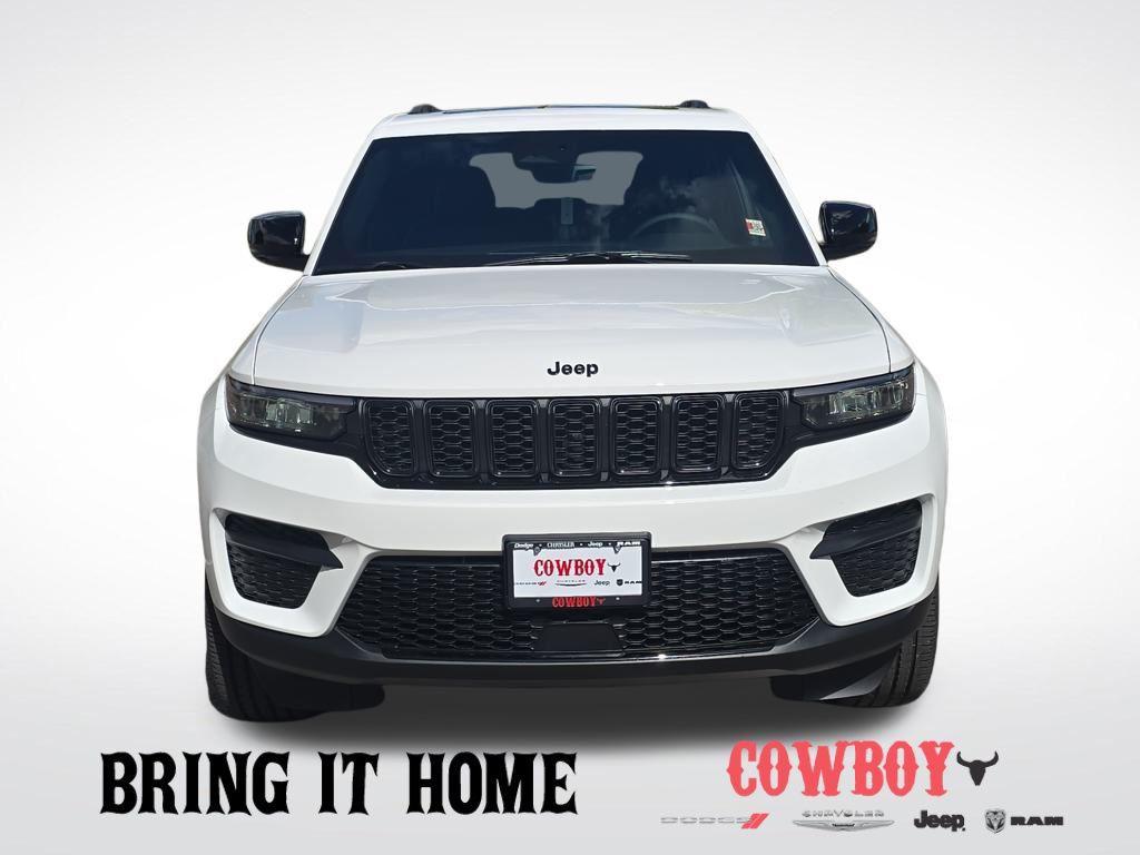 new 2025 Jeep Grand Cherokee car, priced at $42,172