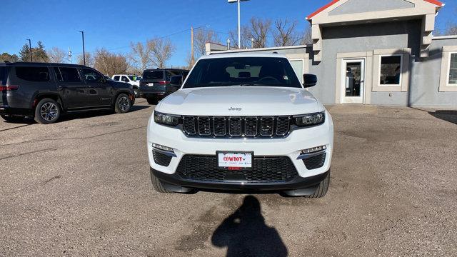 new 2025 Jeep Grand Cherokee car, priced at $43,195