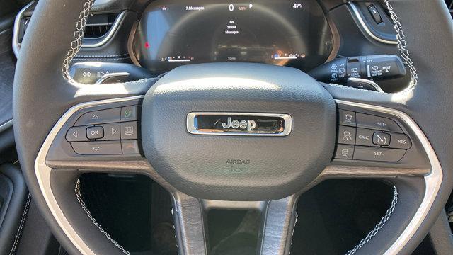 new 2025 Jeep Grand Cherokee car, priced at $43,195