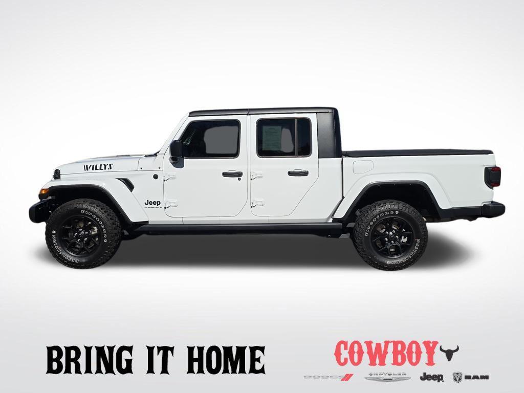 used 2024 Jeep Gladiator car, priced at $41,495