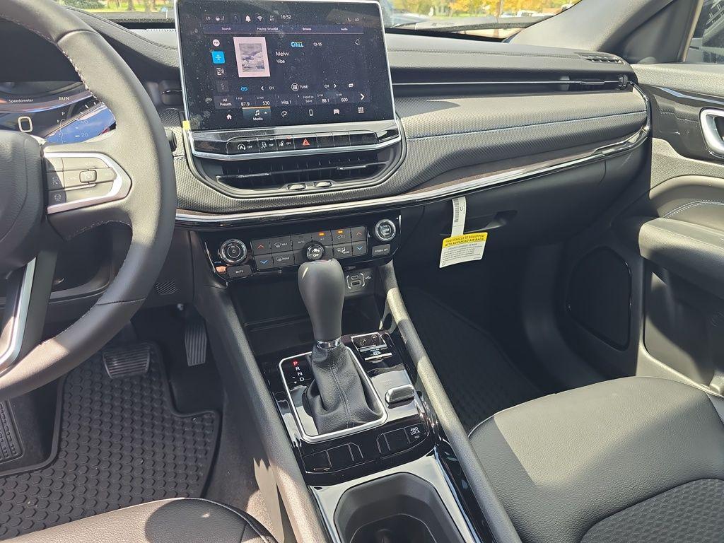 new 2026 Jeep Compass car, priced at $38,335