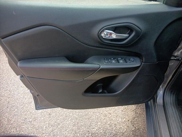used 2021 Jeep Cherokee car, priced at $25,989