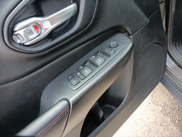 used 2021 Jeep Cherokee car, priced at $25,989