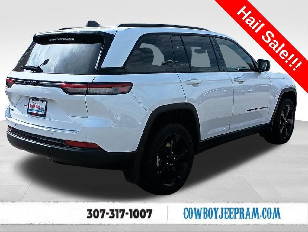 used 2023 Jeep Grand Cherokee car, priced at $35,557