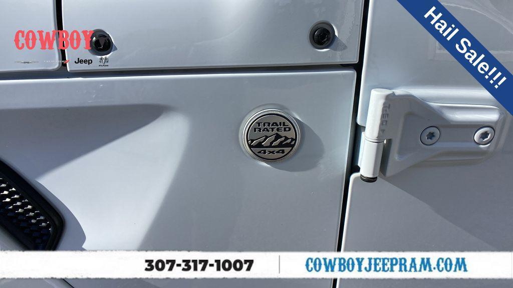used 2023 Jeep Gladiator car, priced at $32,559