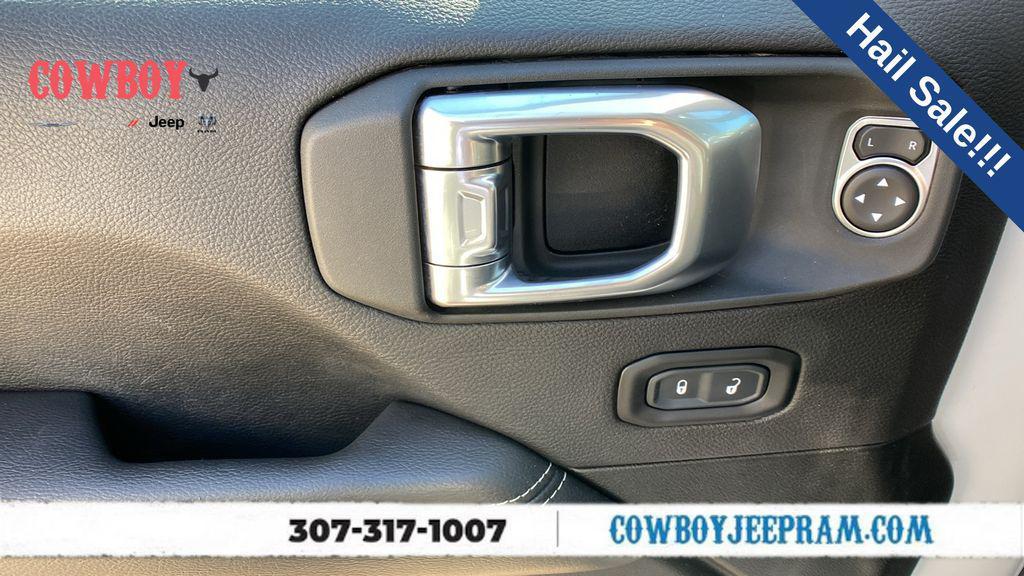 used 2023 Jeep Gladiator car, priced at $32,559