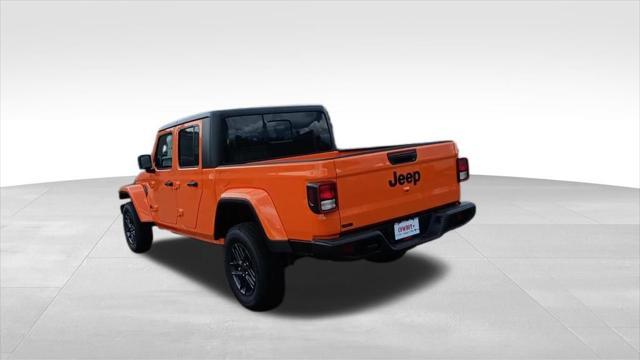 new 2025 Jeep Gladiator car, priced at $45,035