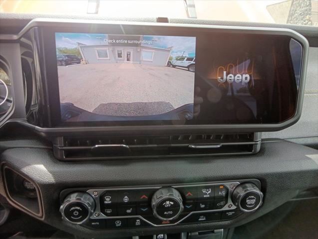 new 2025 Jeep Gladiator car, priced at $45,035