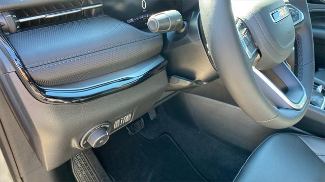 new 2025 Jeep Compass car, priced at $33,279
