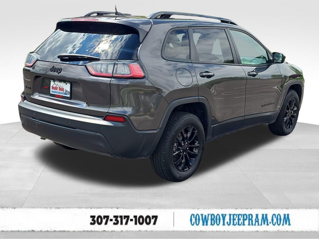 used 2023 Jeep Cherokee car, priced at $24,679