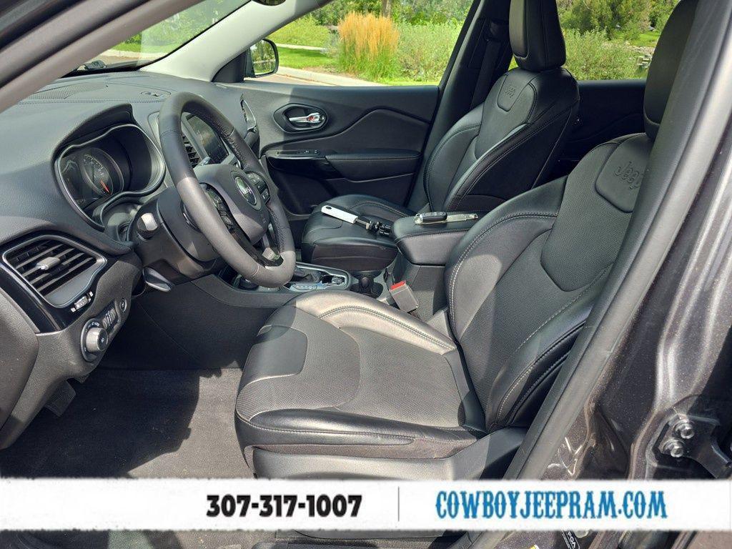 used 2023 Jeep Cherokee car, priced at $24,679