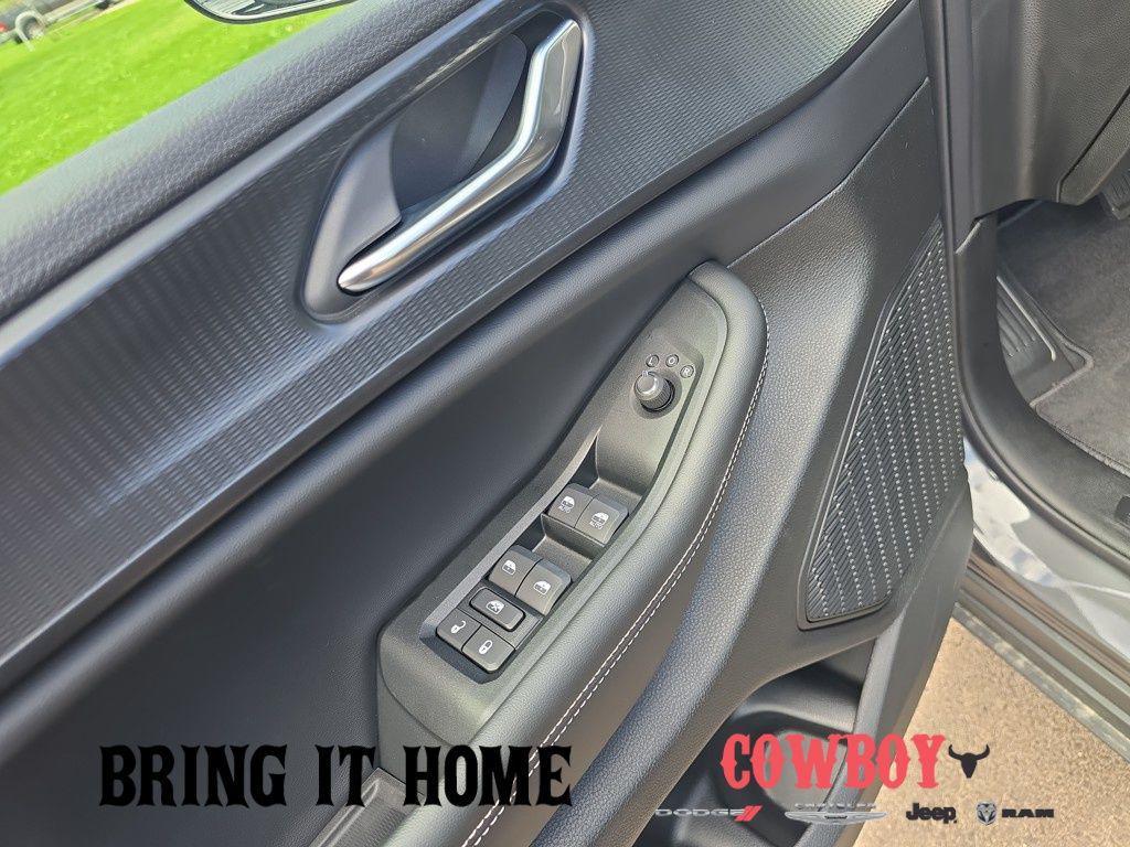 new 2025 Jeep Grand Cherokee L car, priced at $43,440