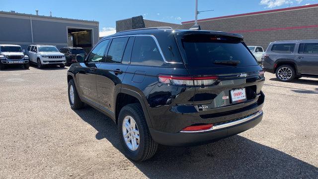 new 2024 Jeep Grand Cherokee car, priced at $33,769