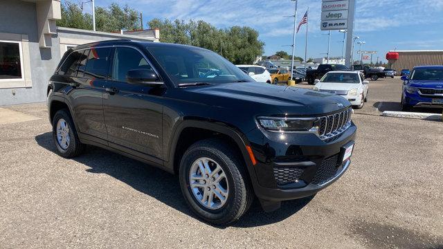 new 2024 Jeep Grand Cherokee car, priced at $33,769