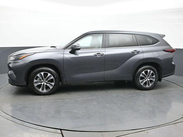 used 2024 Toyota Highlander car, priced at $44,538