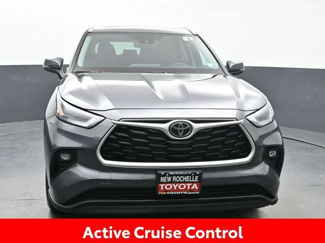 used 2024 Toyota Highlander car, priced at $44,538