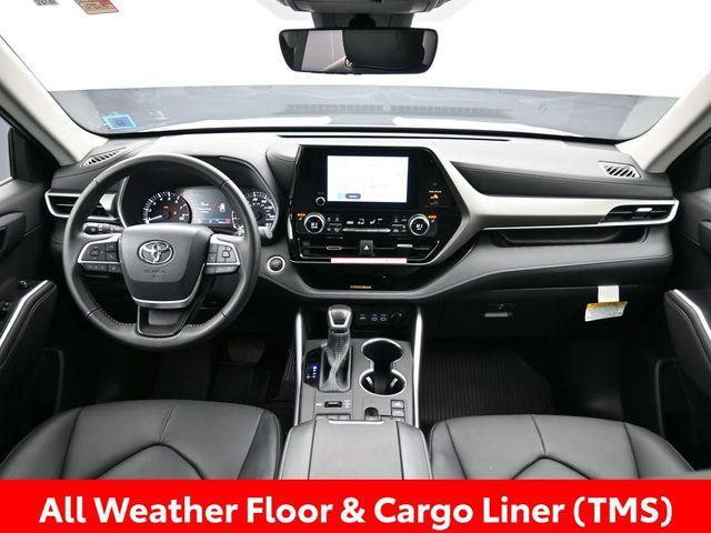 used 2024 Toyota Highlander car, priced at $44,538