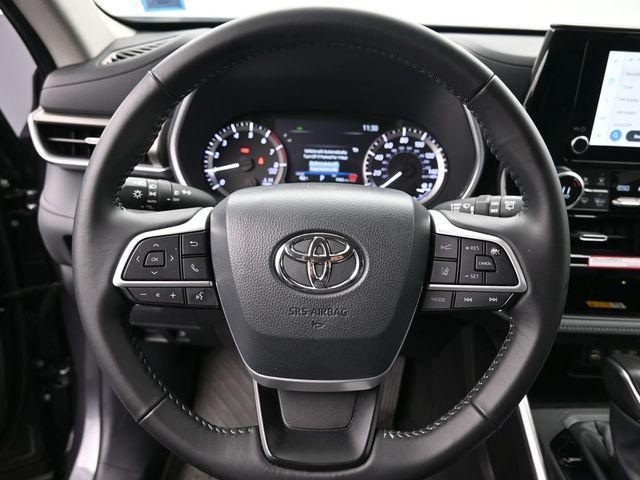 used 2024 Toyota Highlander car, priced at $44,538