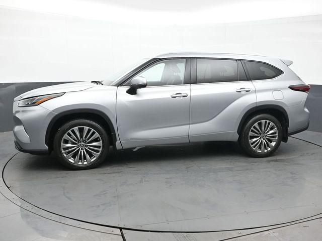 used 2024 Toyota Highlander Hybrid car, priced at $55,376