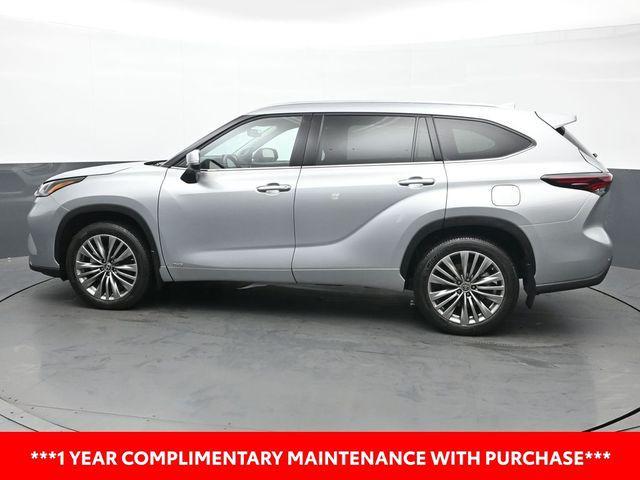 used 2024 Toyota Highlander Hybrid car, priced at $55,376