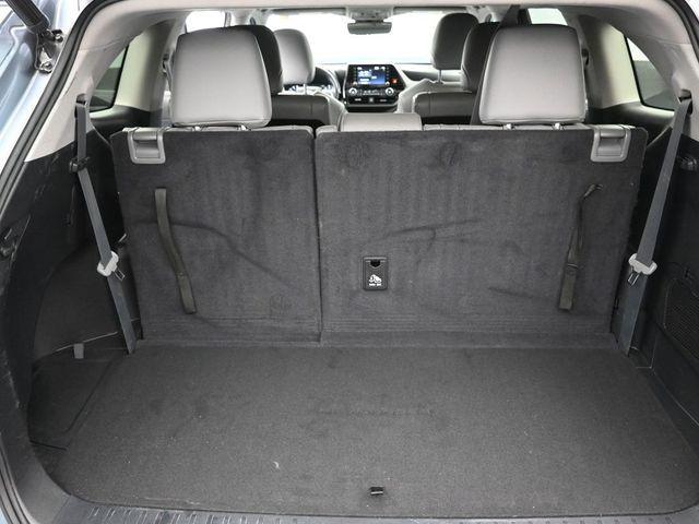 used 2022 Toyota Highlander car, priced at $33,994