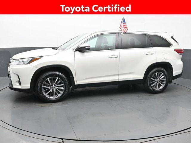 used 2019 Toyota Highlander car, priced at $29,985