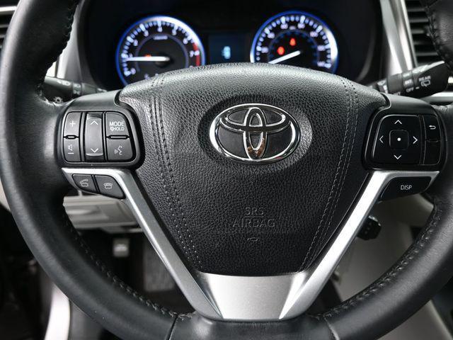 used 2016 Toyota Highlander car, priced at $20,980