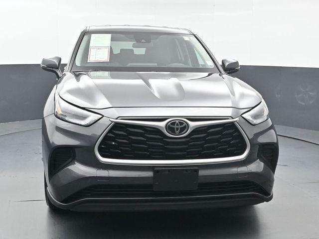 used 2022 Toyota Highlander car, priced at $26,998