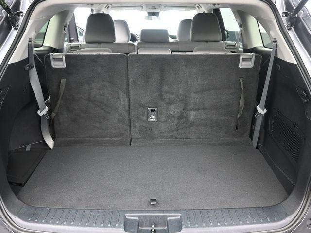 used 2022 Toyota Highlander car, priced at $26,998