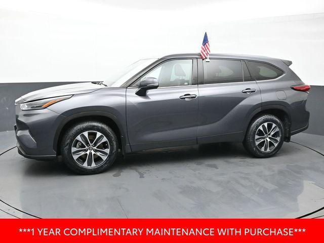 used 2021 Toyota Highlander car, priced at $31,927