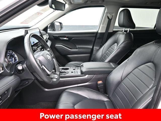 used 2024 Toyota Highlander car, priced at $42,000