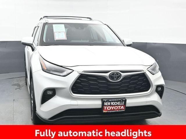 used 2024 Toyota Highlander car, priced at $42,000