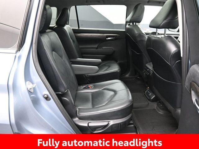 used 2020 Toyota Highlander car, priced at $34,605