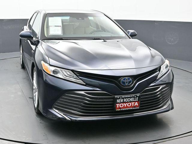 used 2018 Toyota Camry Hybrid car, priced at $20,655