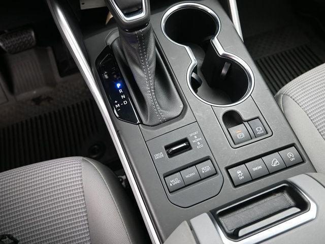 used 2022 Toyota Highlander car, priced at $31,718