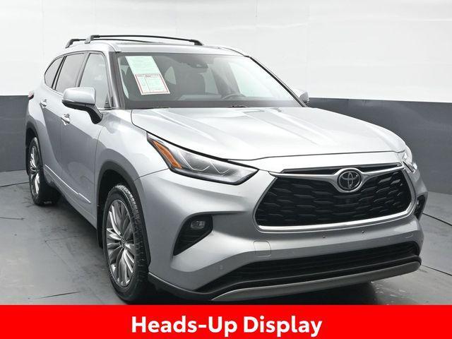 used 2022 Toyota Highlander car, priced at $41,965