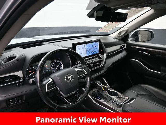 used 2022 Toyota Highlander car, priced at $38,995