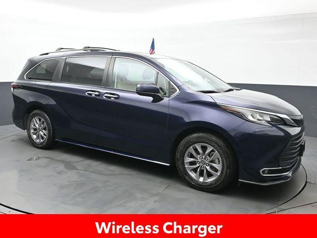 used 2022 Toyota Sienna car, priced at $42,904