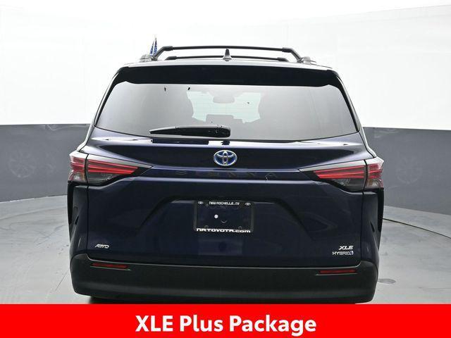 used 2022 Toyota Sienna car, priced at $42,904