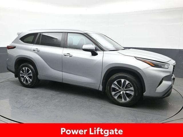 used 2024 Toyota Highlander car, priced at $42,656