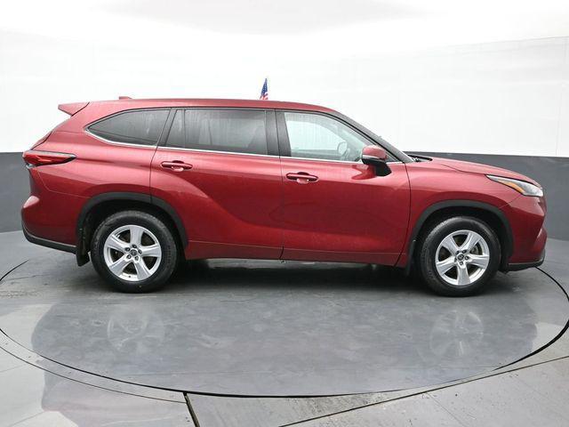 used 2021 Toyota Highlander car, priced at $30,808