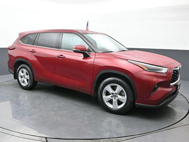 used 2021 Toyota Highlander car, priced at $30,808