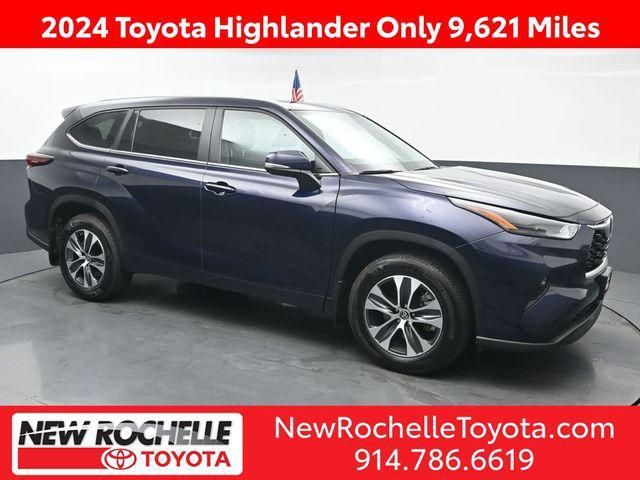 used 2024 Toyota Highlander car, priced at $43,668