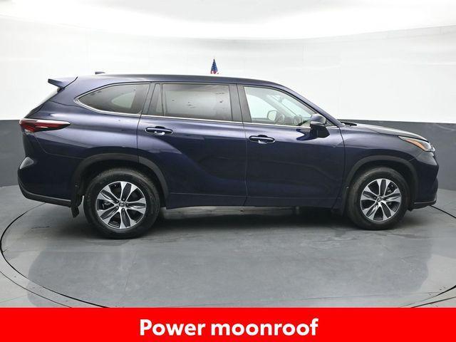 used 2024 Toyota Highlander car, priced at $43,668
