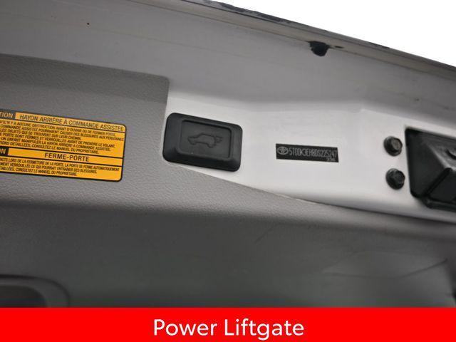 used 2013 Toyota Highlander car, priced at $18,521