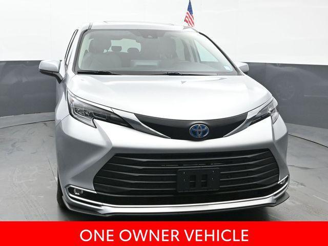 used 2024 Toyota Sienna car, priced at $48,730