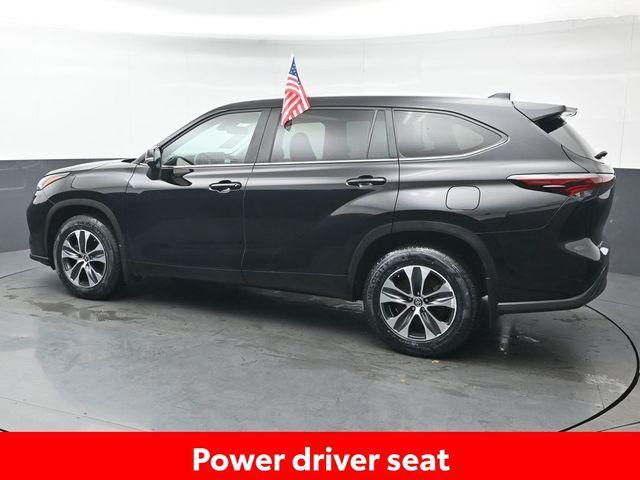 used 2024 Toyota Highlander car, priced at $39,880