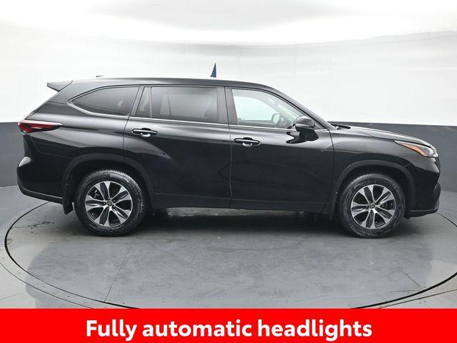 used 2024 Toyota Highlander car, priced at $39,880